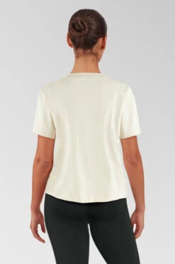 Fjallraven Womens Fjällblomster Logo T-Shirt -Fjallraven Clothing Deals Store b11bac0725 1111 e