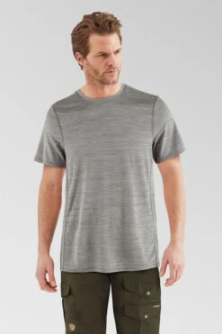 Fjallraven Mens Abisko Lite T-Shirt -Fjallraven Clothing Deals Store b12bac1044 7373 d